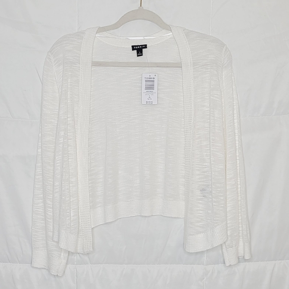 Torrid Cropped Sweater SZ 14/16 White - Picture 4 of 10